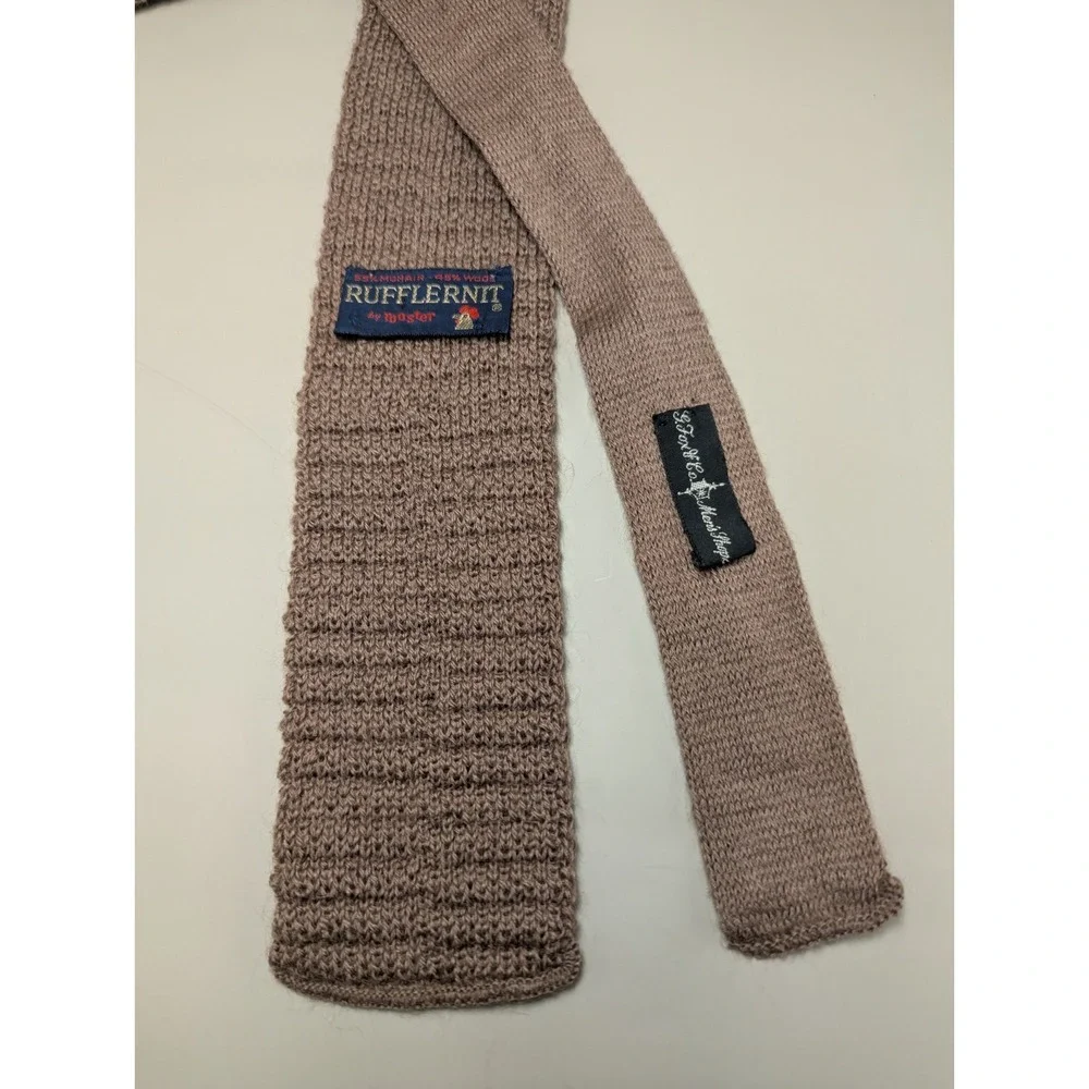 Vintage Rooster Rufflernt Knit Tie 55% Mohair 45% Wool Brown Square End Necktie